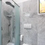 Navona New Deluxe