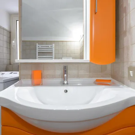 Navona New Deluxe